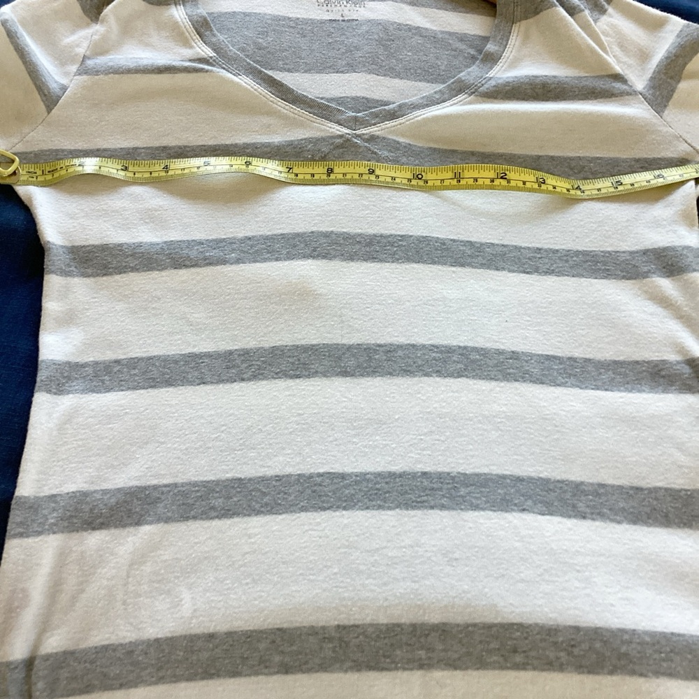 Calvin‎ Klein tee - Picture 4 of 8